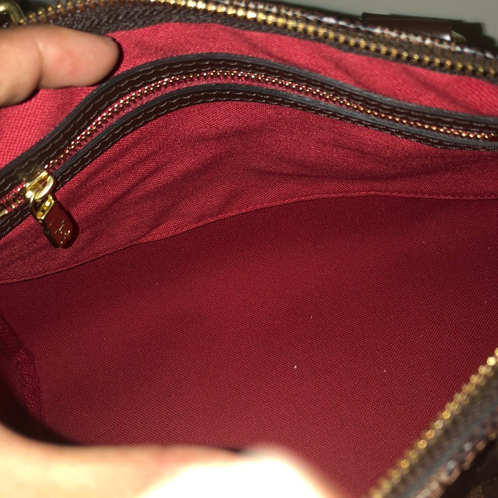 Handbag - Picture 2 of 4